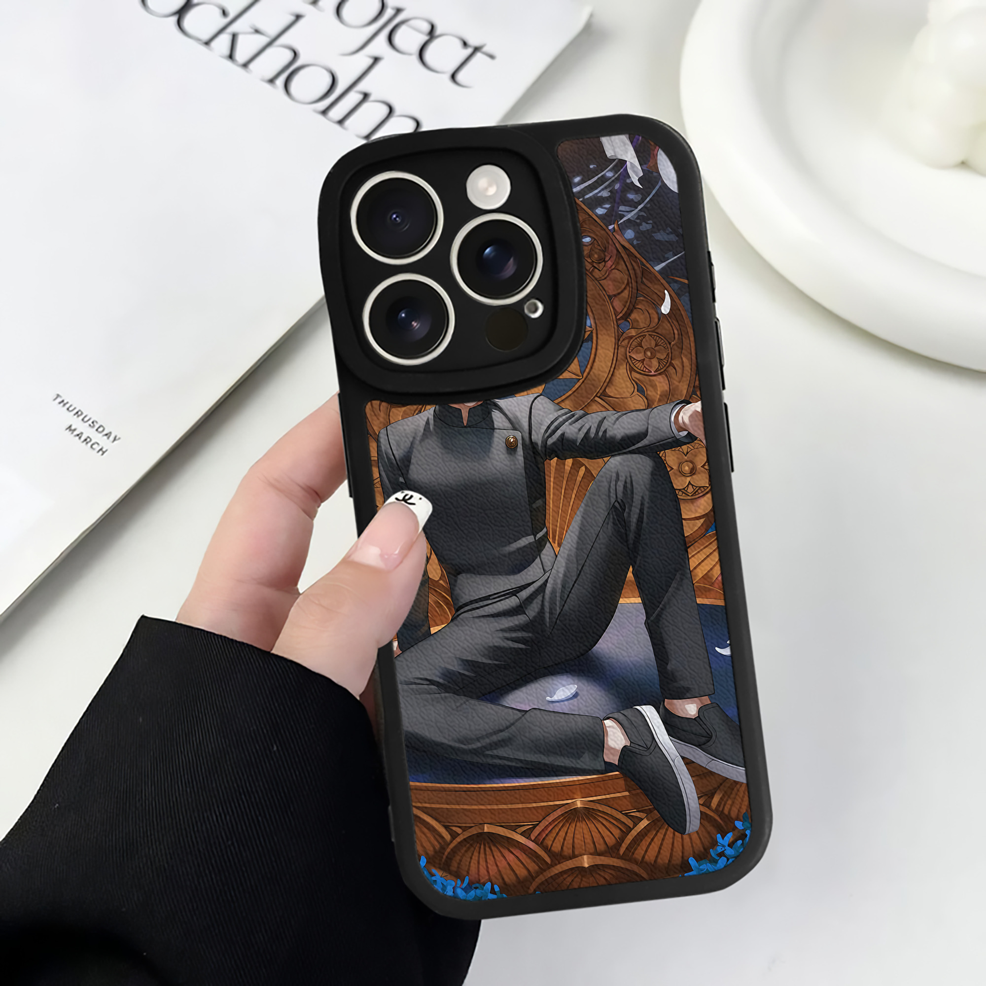 （画像用） 呪術廻戦 Jujutsu Kaisen 【iPhone 16シリーズ対応】シリコンスマホケース（レザー調） 材質：シリコン
